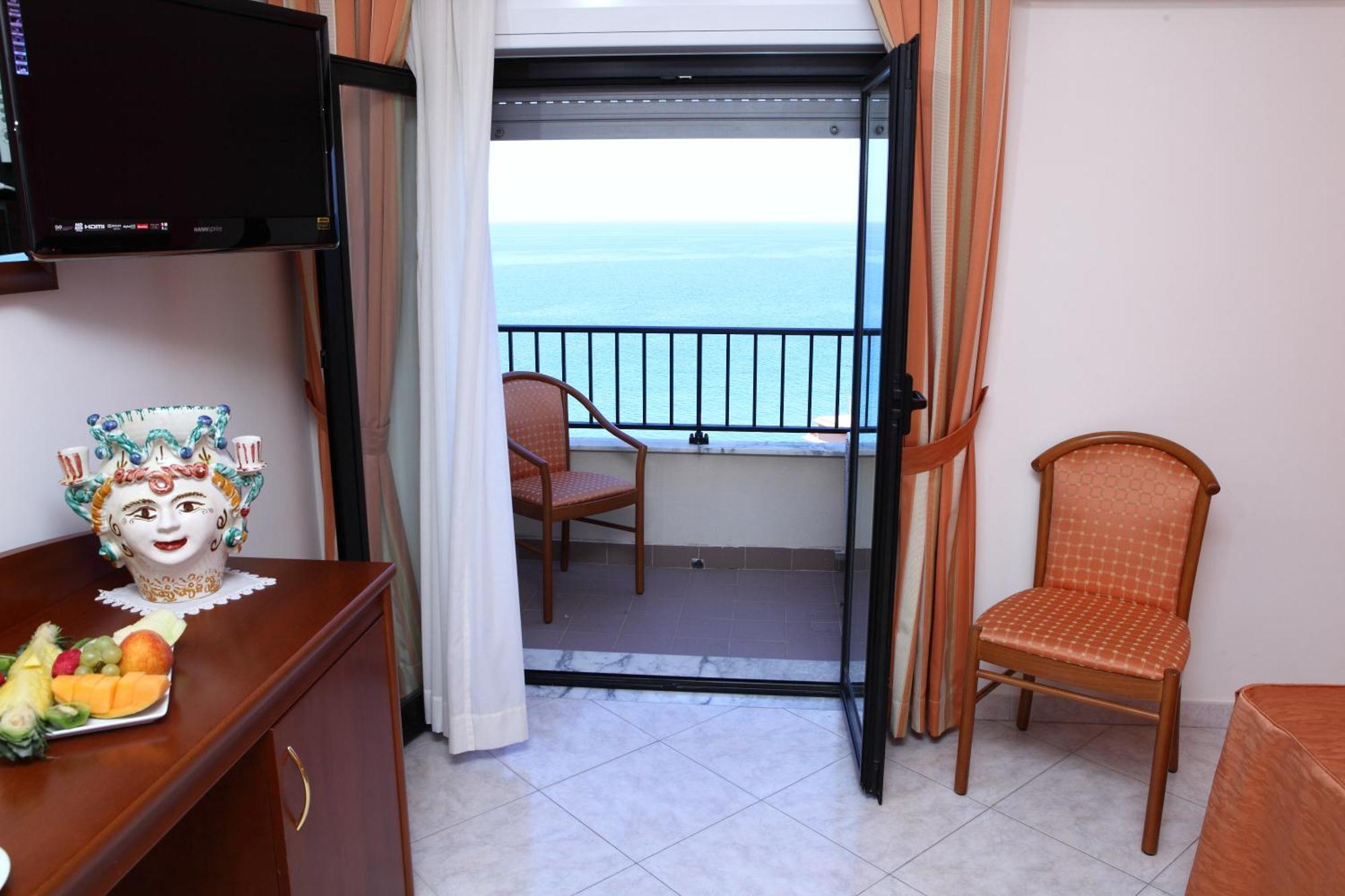 Hotel Za Maria Santo Stefano di Camastra Pokoj fotografie